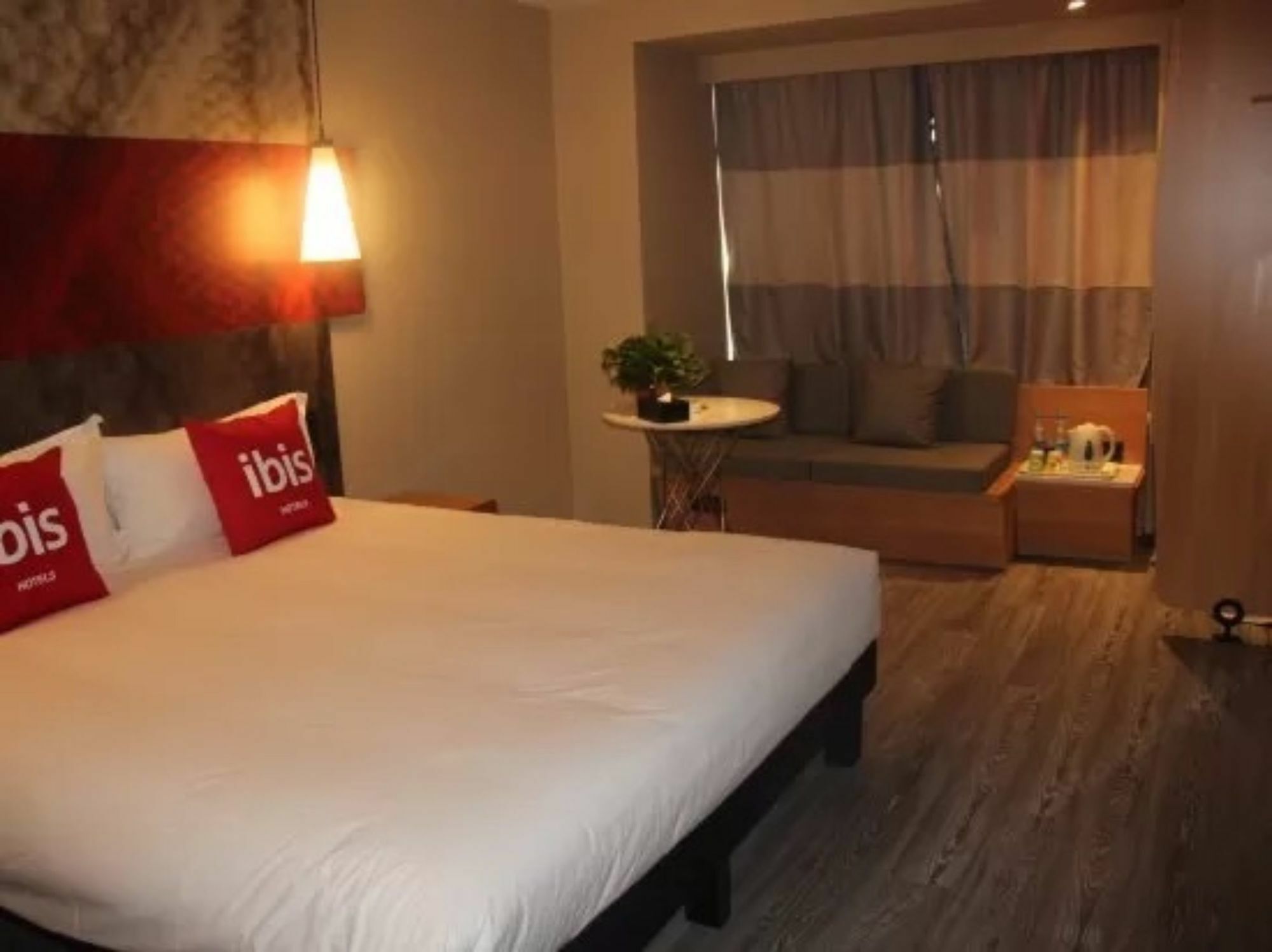 Ibis Dujiangyan Hotel Chengdu Exterior photo