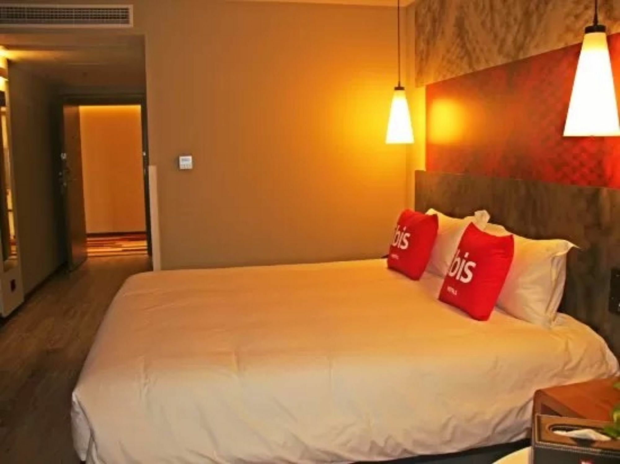 Ibis Dujiangyan Hotel Chengdu Exterior photo